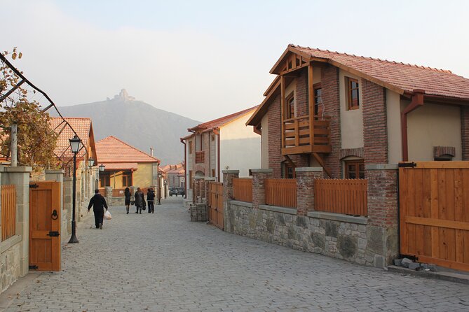 Jvari Monastery, Ananuri, Gudauri, Kazbegi Group & Private Tour - Stepantsminda, the gateway to Kazbegi