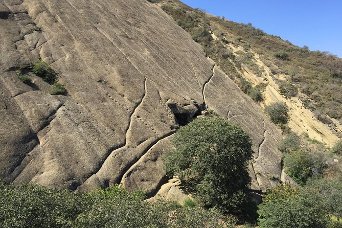 Kakheti: David Gareji Sighnaghi Bodbe & Rainbow Mountains - Sighnaghi’s Walls and the Alazani Valley