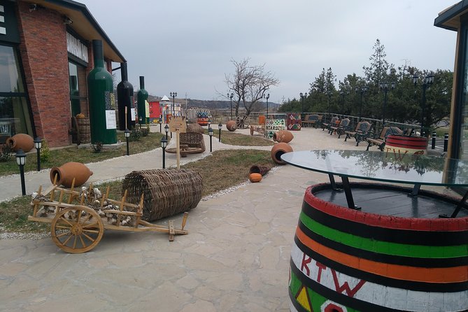 Kakheti-Sighnaghi Day Trip with wine tasting and Bodbe Monastery - Patardzeuli: four wines and a taste of chacha