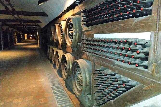 Kakheti Wine Tour with 20+ Wine Tastings & Qvevri Masterclass - Lunch, scenery, and the long road home