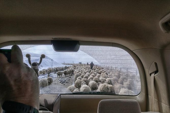 Kazbegi Adventure - Private Day Trip From Tbilisi with a Dinner + Masterclass - The 4WD Ride to Gergeti Trinity Church