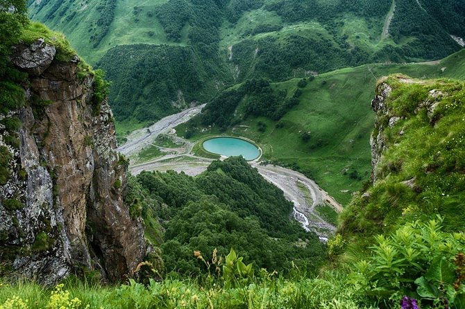 Kazbegi, Ananuri , Gudauri and Zhinvali (Group Tour) - Gudauri and the value of a weather backup
