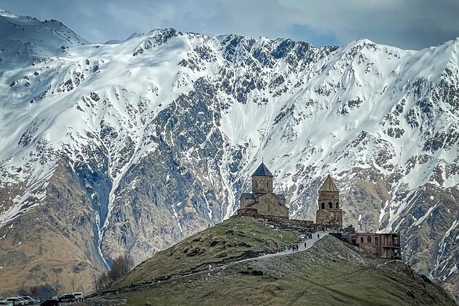 Kazbegi-Ananuri-Gudauri: Epic Views & History (Group) - Dariali Gorge and a mountain winery