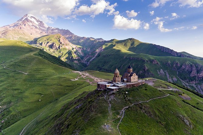 Kazbegi and Khinkali - the ultimate mountain experience tour - The guide can shape the whole experience