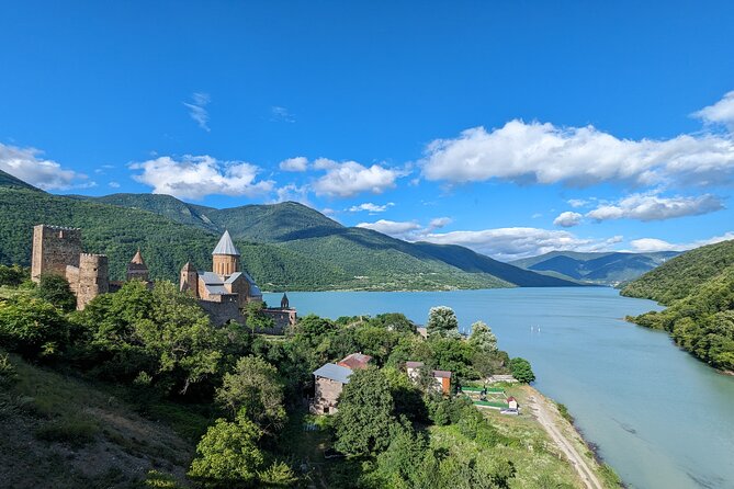 Kazbegi full day private tour + LUNCH - Zhinvali Reservoir: a quick opening stop