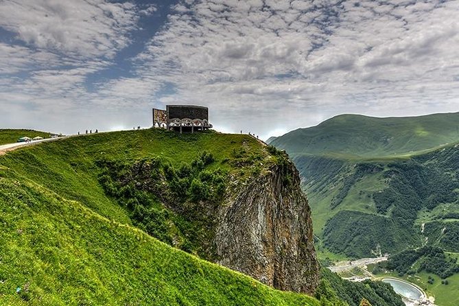 Kazbegi Full-Day Private Tour with Scenic Stops from Tbilisi - Why this Tbilisi day trip works