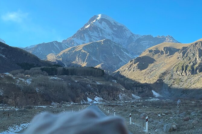 Kazbegi & Gudauri group tour from Tbilisi - Group size, meeting point, and the long-day rhythm