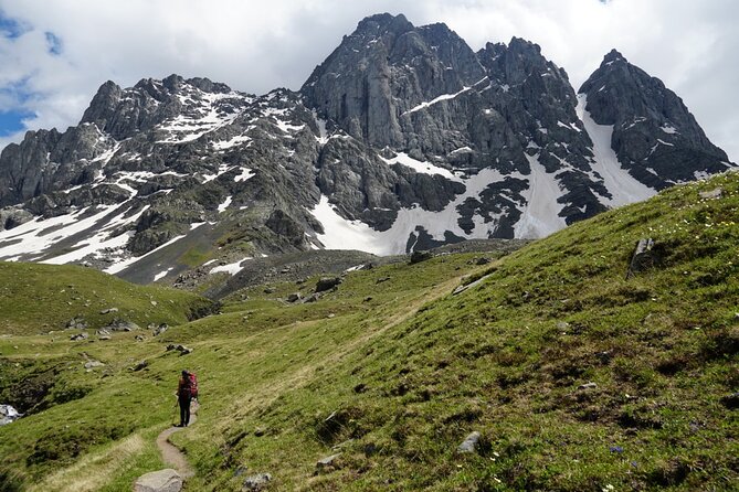 Kazbegi & Juta, 2-day tour. (easy hikings) - Juta brings the bigger walk