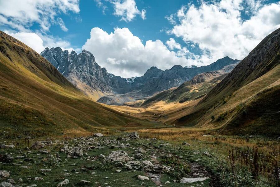 Kazbegi: Juta Valley Day Trip with 4WD Transport - Key points to know before you go
