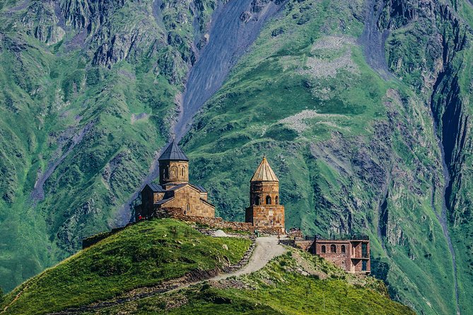 Kazbegi Tour (Group) - How the guide can shape the experience