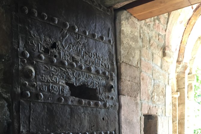 Kutaisi: Bagrati & Motsameta Religious Heritage Tour - What the guide adds to the churches