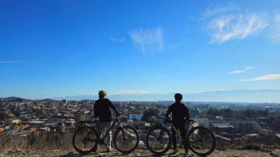 Kutaisi Bike Tour: City Center, History & Riverside Paths - Key points at a glance