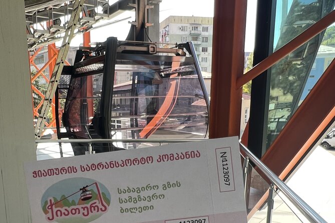 Kutaisi: Chiatura Cable Cars & Katskhi Pillar Guided Tour - Chiatura and the cable cars that shaped the town