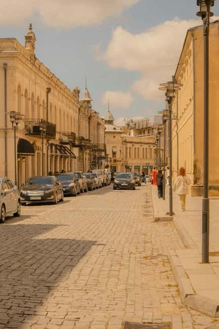 Kutaisi: Cultural Walking Tour - Colchis Fountain and the Drama Theater