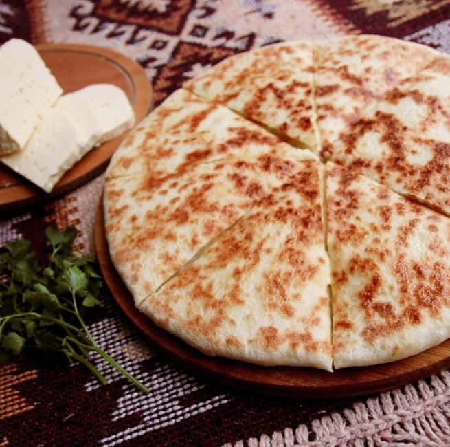 KUTAISI Family Feast: Experience Georgian Hospitality - Why a Georgian supra matters