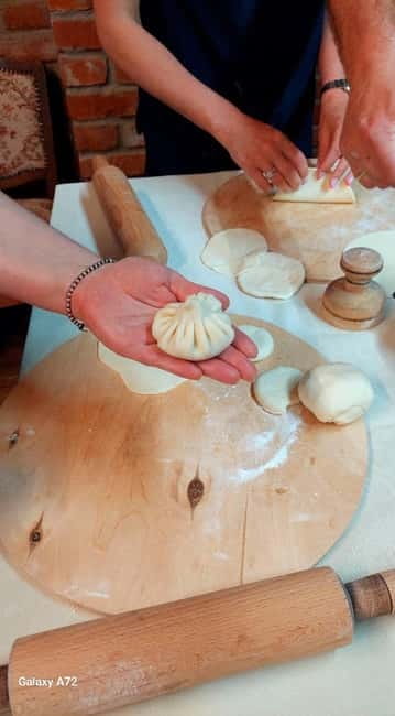 Kutaisi: Georgian Traditional Food Masterclass at family - Key points to know before booking
