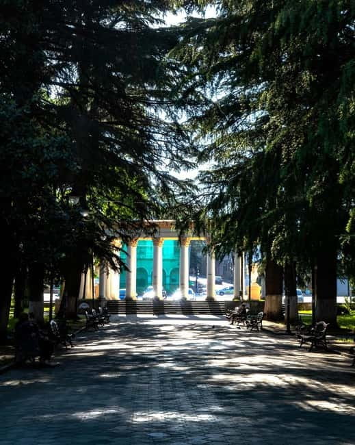 Kutaisi: Historic Walking Tour with Guide, 3 Hours - The Jewish quarter and Kutaisi’s cultural mix