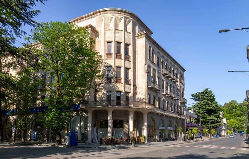 Kutaisi: Historic Walking Tour with Guide, 3 Hours - Who will enjoy this Kutaisi walk?
