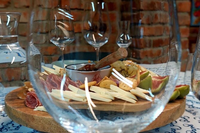 Kutaisi uncorked: Wine Tasting at a local Family Home - Key points about the family wine visit