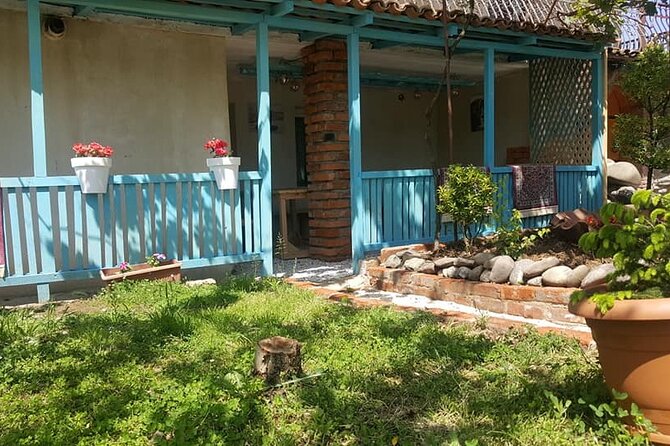 Kutaisi uncorked: Wine Tasting at a local Family Home - The important difference between Kutaisi and Tbilisi