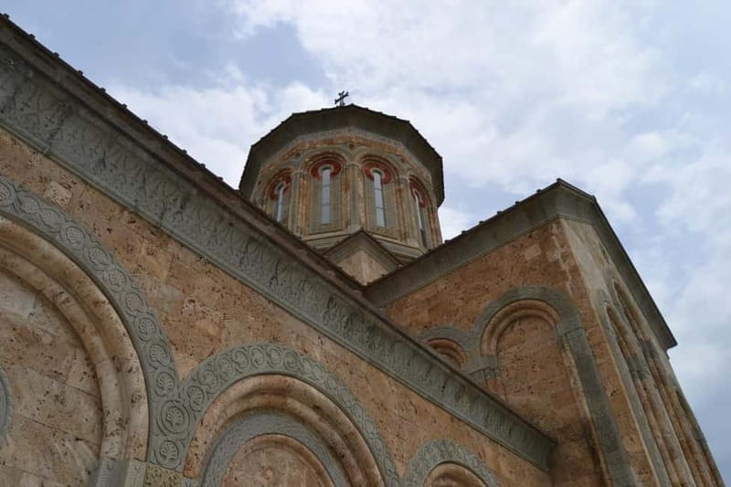 Land of the Sun Full Day Wine and Grapes Tour in Kakheti - Key points before you book