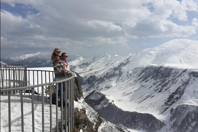 Magical Kazbegi Gudauri & Ananuri DayTrip GuidedTour from Tbilisi - Ananuri Fortress starts the day with stone towers and river views