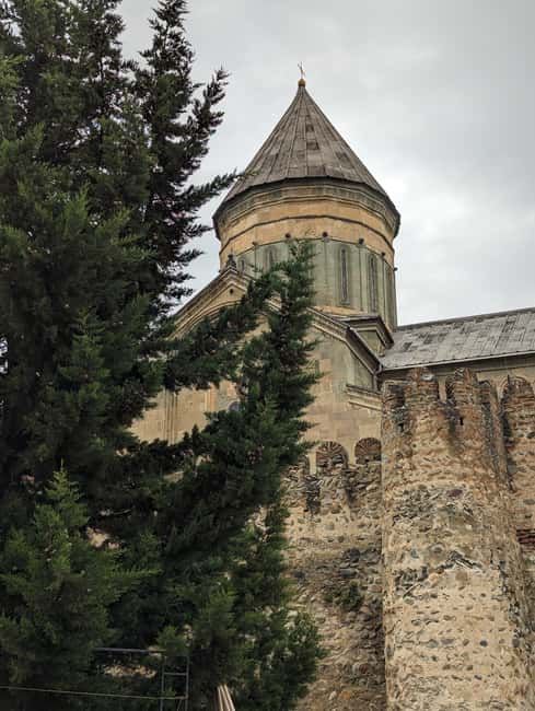 Mtskheta-Jvari, Gori and Uplistsikhe from Tbilisi - What the guide and driver add