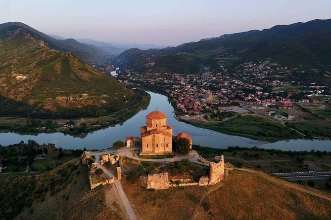 Mtskheta, Jvari, gori, uflistsikhe, history and panorama (group tours) - Mtskheta and Svetitskhoveli Cathedral