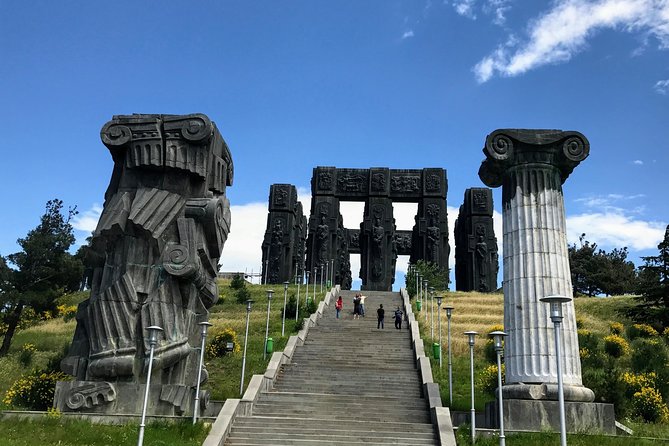 Mtskheta Uplistsikhe Borjomi in one day tour - A 15-minute pause beside Tbilisi Sea