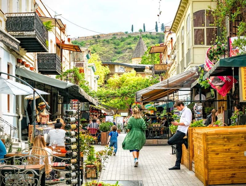 Old Tbilisi Highlights Walking Tour with Wine & 10 Tastings - Key reasons to consider this Tbilisi walk