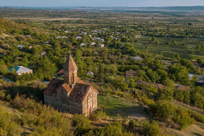 One Day Kakheti Tour with Wine Tasting and Free Churchkhela - Sighnaghi: pretty streets, old walls, and limited time