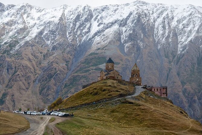 One-day tour to the Magnificent Kazbegi - The Friendship Monument and Cross Pass views