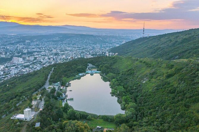 Panoramic city tour Tbilisi - The panoramic viewpoint and Mtatsminda Park