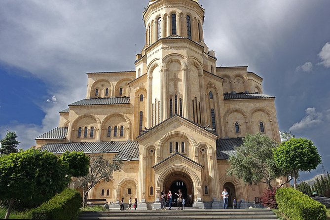 Private Day Tour - Old Town Tbilisi - Shopping and street life around Meidan Bazaar