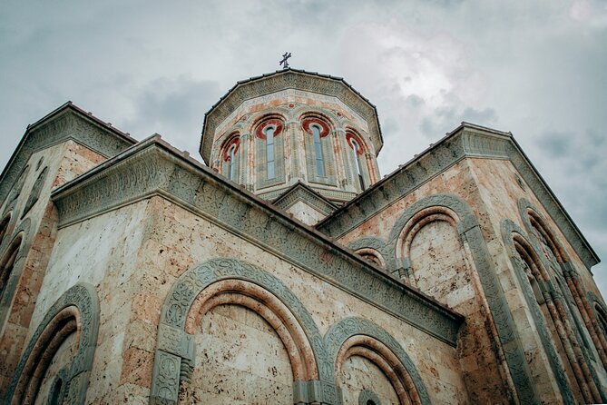 Private Day Trip to Kakheti Wine Region Including Wine Tasting - The wine stop and Georgian tradition