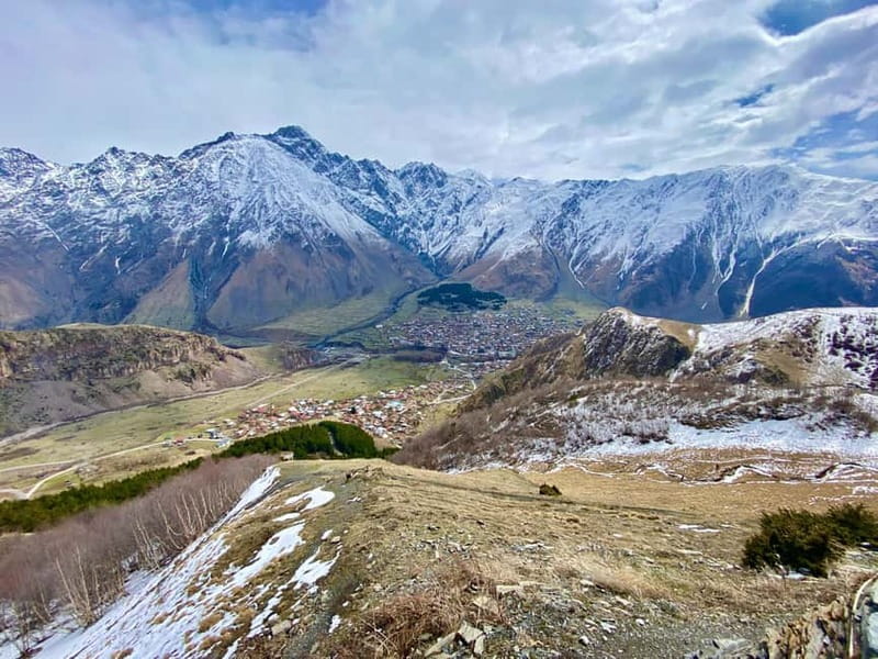 Private day trip to Stepantsminda, Kazbegi Mountains & Sno - Key points at a glance