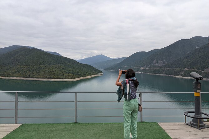 Private Full Day Trip to Kazbegi Mountains - Ananuri Fortress: stone walls above the water
