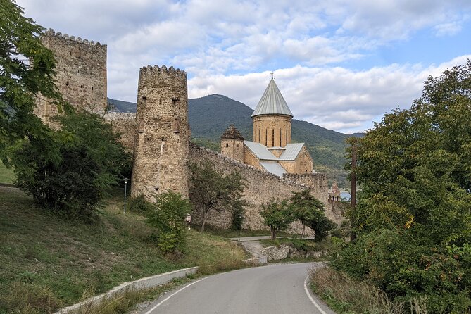 Private Full Day Trip to Kazbegi Mountains - A guide can make the long drive worthwhile