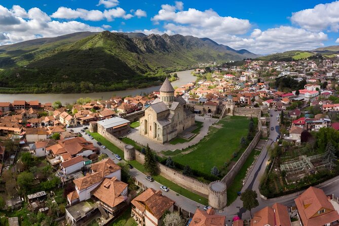 Private Riverboat Tour in Tbilisi and Mtskheta with Wine Stories - From Tbilisi to Georgia’s ancient capital