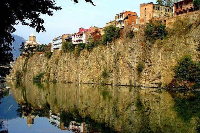 Private Tbilisi City Tour and Dinner with Folk Show - A slower hour beside Turtle Lake