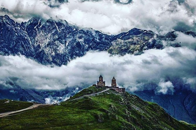 Private Tour Ananuri-Kazbegi-Gudauri - Gudauri, from winter sports to summer mountain views
