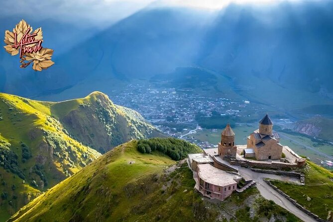 Private Tour from Tbilisi to Kazbegi and Gudauri - Ananuri Fortress: the strongest history stop