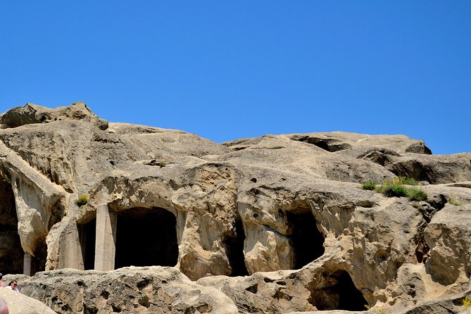 Private Tour to Mtskheta Stalin Museum Uplistsikhe Caves - Guides, weather, and the value of a private vehicle