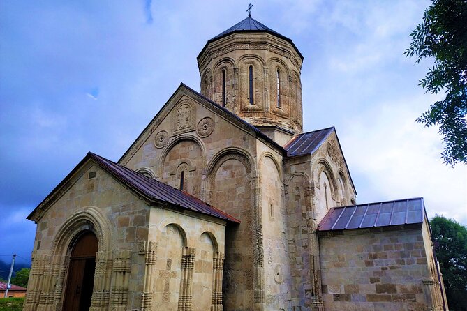 Private Tour to Racha from Tbilisi with Medieval Churches, Wine Tasting & Lunch - Key things to know before leaving Tbilisi