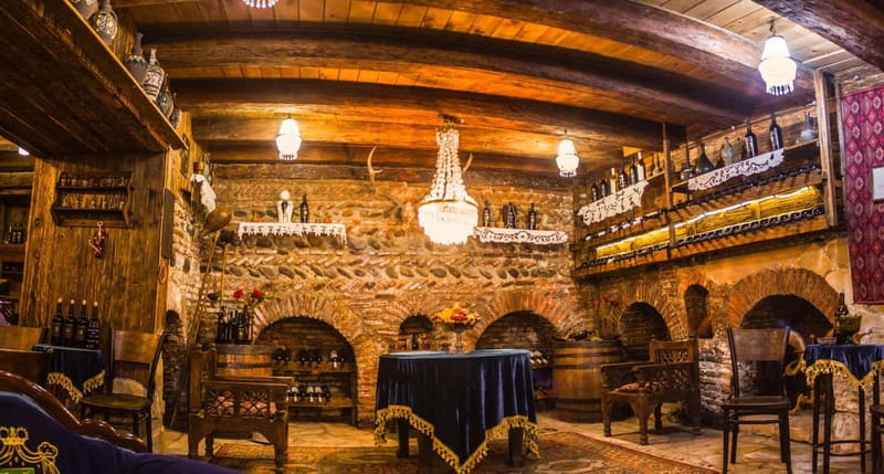 Private Wine tasting in Historic Karalashvili Wine Cellar - How the one-hour tasting unfolds