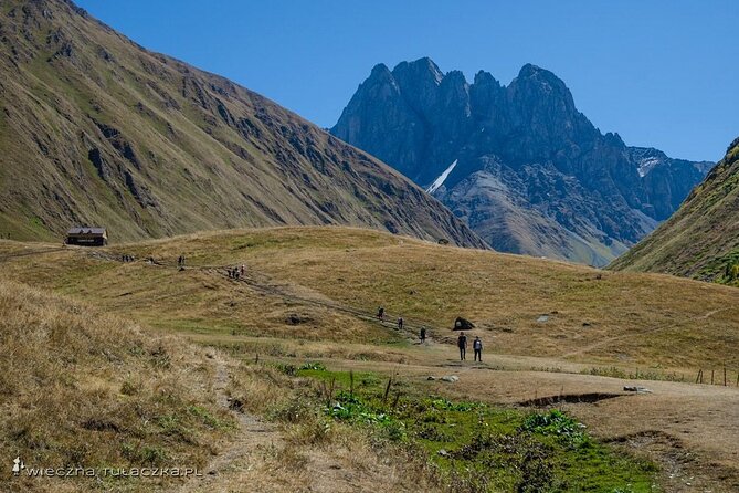 Round Trip Bus Transfer to Juta from Kazbegi - What you can do during the seven-hour stay
