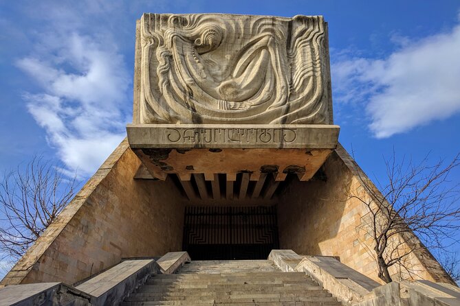 Soviet Tour - Hidden Tbilisi - The Bank of Georgia: bold form with a practical purpose