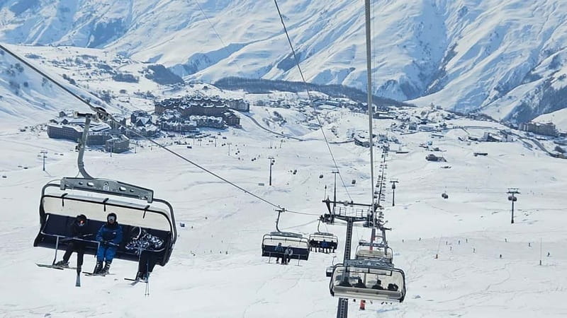 Tbilisi: 2-Day Gudauri and Kazbegi Tour with Hotel Pickup - Jinvali Reservoir: a quick but worthwhile pause
