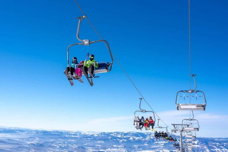 Tbilisi: 2-Day Gudauri and Kazbegi Tour with Hotel Pickup - Gudauri in winter: snow, skiing, and uncertain roads