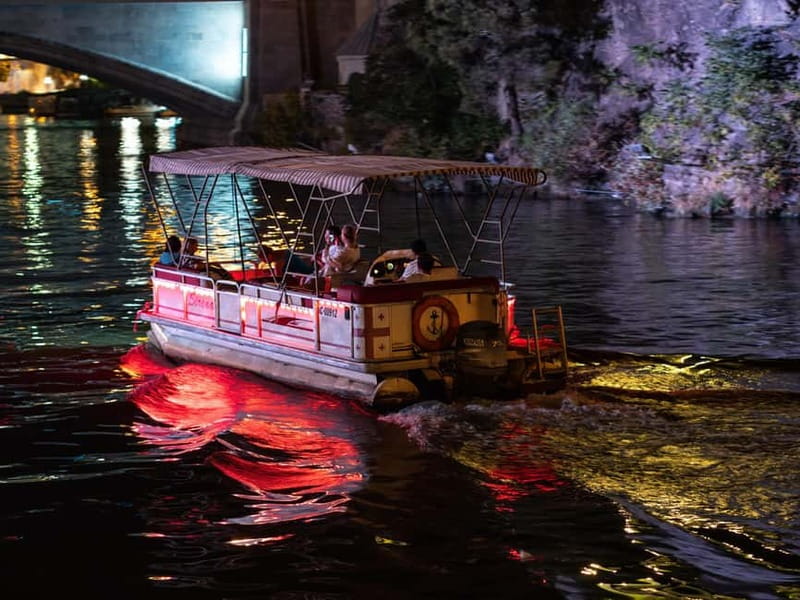 Tbilisi: 2-hours Midnight Express Guided Tour - Metekhi Church and the river crossing